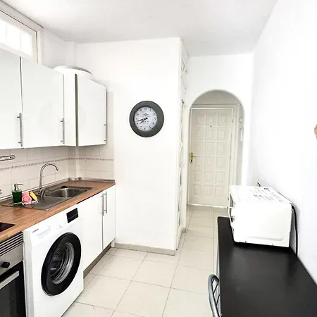 Island Village Sunset By Deihu Experiences דירה *