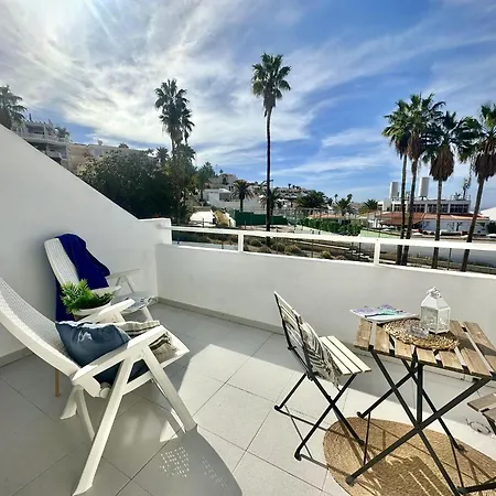 Island Village Sunset By Deihu Experiences Apartament *